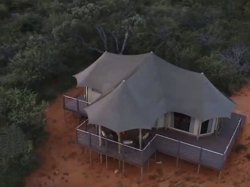 Helical steel piles are a good option to support Safari Camps in remote&nbsp;areas